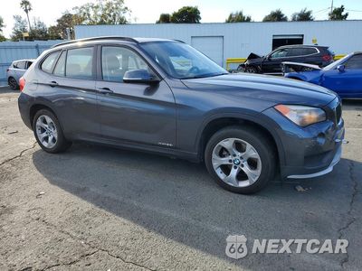 Czwarte zdjęcie samochodu z boku: 2015 BMW X1 SDRIVE28I VIN:WBAVM1C57FV316236 - miniatura