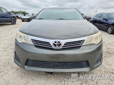 Piąte zdjęcie samochodu w środku: 2013 TOYOTA CAMRY L VIN:4T1BF1FK5DU718174 - miniatura