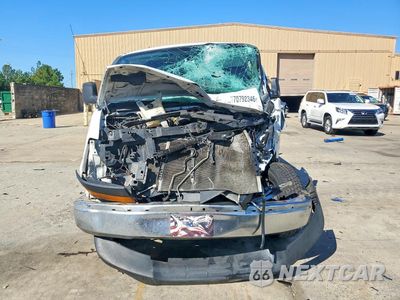 Piąte zdjęcie samochodu w środku: 2018 GMC SAVANA G2500 VIN:1GTW7AFG6J1333587 - miniatura