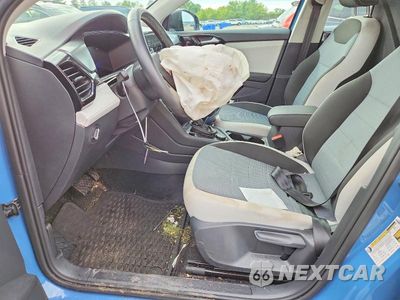 Zdjęcie 7 z 12 samochodu: 2025 VOLKSWAGEN TAOS S VIN:3VV8C7B23SM090201 - miniatura