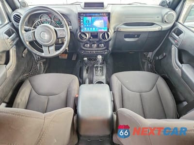 Zdjęcie 8 z 13 samochodu: 2014 JEEP WRANGLER UNLIMITED SPORT VIN:1C4BJWDG4EL306074 - miniatura