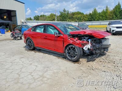 Czwarte zdjęcie samochodu z boku: 2025 KIA K4 GT LINE VIN:3KPFW4DEXSE154019 - miniatura