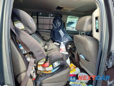 Zdjęcie 11 z 13 samochodu: 2018 GMC YUKON XL DENALI VIN:1GKS2HKJ9JR121134 - miniatura