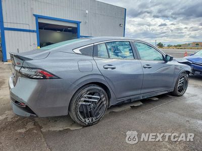 Trzecie zdjęcie samochodu z tyłu: 2026 NISSAN SENTRA SR VIN:3N1AB9DV5TY270590 - miniatura