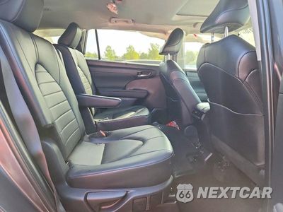 Zdjęcie 11 z 14 samochodu: 2024 TOYOTA HIGHLANDER XLE VIN:5TDKDRBH0RS553343 - miniatura