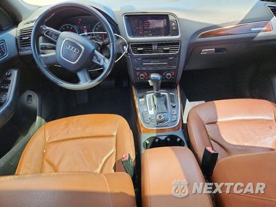 Zdjęcie 8 z 13 samochodu: 2010 AUDI Q5 PREMIUM PLUS VIN:WA1LKAFP7AA042429 - miniatura