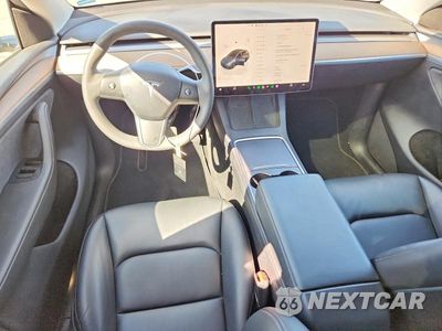 Zdjęcie 8 z 13 samochodu: 2024 TESLA MODEL Y VIN:7SAYGDEE3RA238840 - miniatura