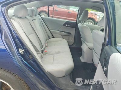 Zdjęcie 10 z 13 samochodu: 2017 HONDA ACCORD LX VIN:1HGCR2F39HA304452 - miniatura