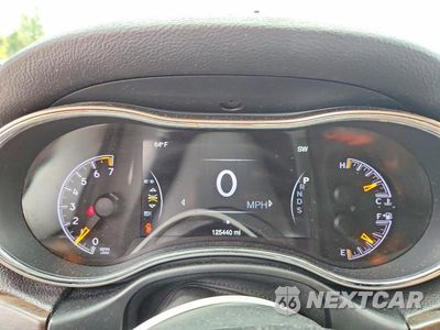 Zdjęcie 9 z 13 samochodu: 2014 JEEP GRAND CHEROKEE LAREDO VIN:1C4RJFAG8EC439729 - miniatura