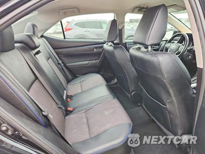 Zdjęcie 10 z 12 samochodu: 2017 TOYOTA COROLLA SE VIN:5YFBURHE8HP723100 - miniatura