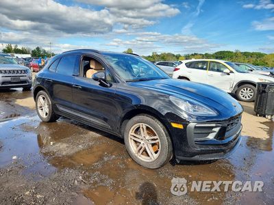 Czwarte zdjęcie samochodu z boku: 2025 PORSCHE MACAN BASE VIN:WP1AA2A50SLB15009 - miniatura
