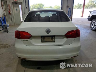 Zdjęcie 6 z 12 samochodu: 2014 VOLKSWAGEN JETTA BASE VIN:3VW1K7AJ7EM312123 - miniatura