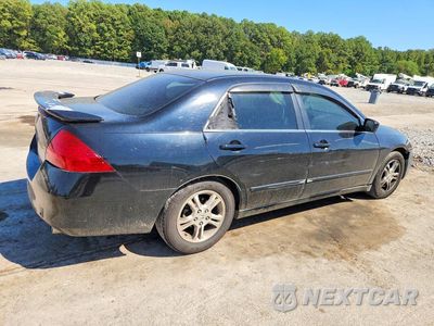 Trzecie zdjęcie samochodu z tyłu: 2007 HONDA ACCORD EX VIN:1HGCM56717A137229 - miniatura
