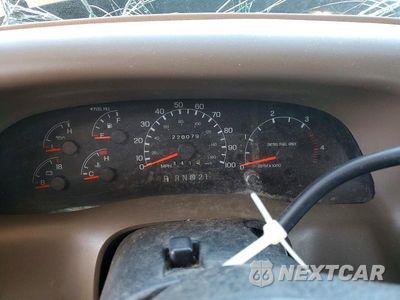 Zdjęcie 9 z 12 samochodu: 1999 FORD F250 SUPER DUTY VIN:1FTNX21F3XEA59279 - miniatura
