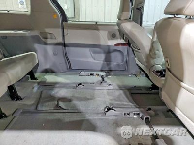 Zdjęcie 11 z 13 samochodu: 2012 TOYOTA SIENNA XLE 7-PASSENGER VIN:5TDDK3DC5CS031893 - miniatura