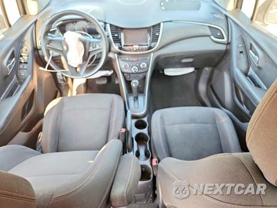 Zdjęcie 8 z 14 samochodu: 2017 CHEVROLET TRAX LS VIN:3GNCJKSB6HL158076 - miniatura
