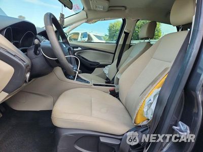 Zdjęcie 7 z 12 samochodu: 2017 FORD FOCUS SE VIN:1FADP3K25HL242120 - miniatura