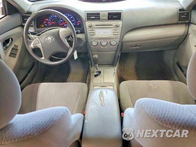 Zdjęcie 8 z 12 samochodu: 2010 TOYOTA CAMRY LE VIN:4T1BF3EK8AU055305 - miniatura