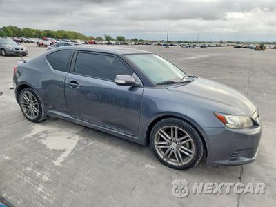 Czwarte zdjęcie samochodu z boku: 2013 SCION TC BASE VIN:JTKJF5C72D3046645 - miniatura