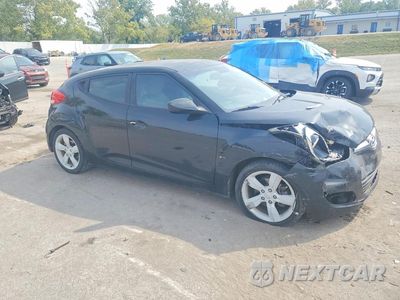 Czwarte zdjęcie samochodu z boku: 2014 HYUNDAI VELOSTER VIN:KMHTC6ADXEU194802 - miniatura