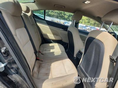 Zdjęcie 10 z 12 samochodu: 2018 HYUNDAI ELANTRA SEL VIN:5NPD84LF0JH240378 - miniatura