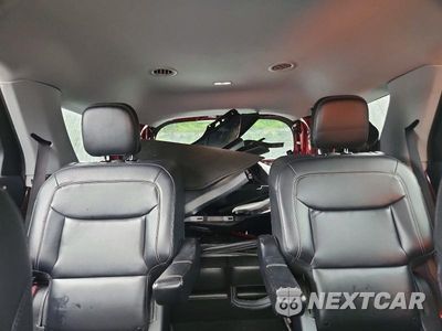 Zdjęcie 10 z 13 samochodu: 2022 FORD EXPLORER XLT VIN:1FMSK8DH9NGC12195 - miniatura