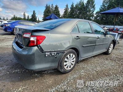 Trzecie zdjęcie samochodu z tyłu: 2014 TOYOTA CAMRY LE VIN:4T1BF1FK3EU810403 - miniatura