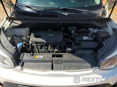 Zdjęcie 12 z 13 samochodu: 2018 KIA SOUL BASE VIN:KNDJN2A2XJ7619912 - miniatura