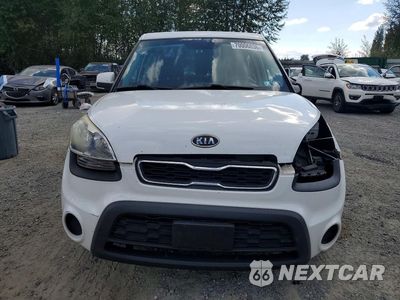 Piąte zdjęcie samochodu w środku: 2012 KIA SOUL BASE VIN:KNDJT2A58C7356869 - miniatura