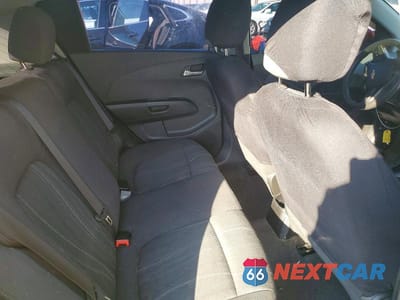 Zdjęcie 10 z 12 samochodu: 2016 CHEVROLET SONIC LT VIN:1G1JC6SB3G4105852 - miniatura