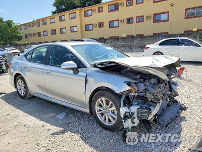 Czwarte zdjęcie samochodu z boku: 2025 TOYOTA CAMRY LE VIN:4T1DAACK9SU202540 - miniatura