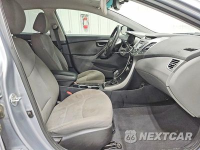 Zdjęcie 13 z 13 samochodu: 2016 HYUNDAI ELANTRA SE VIN:5NPDH4AEXGH722911 - miniatura