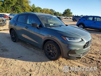 Czwarte zdjęcie samochodu z boku: 2023 HONDA HR-V SPORT VIN:3CZRZ1H58PM709067 - miniatura