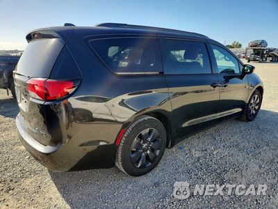 Trzecie zdjęcie samochodu z tyłu: 2020 CHRYSLER PACIFICA HYBRID LIMITED VIN:2C4RC1N79LR235081 - miniatura