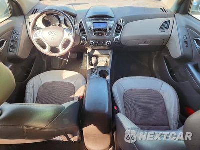 Zdjęcie 8 z 12 samochodu: 2012 HYUNDAI TUCSON GLS VIN:KM8JU3AC4CU327903 - miniatura