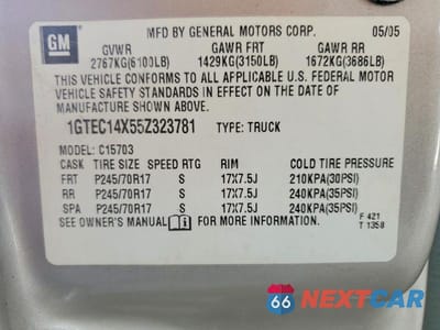 Zdjęcie 12 z 12 samochodu: 2005 GMC NEW SIERRA C1500 VIN:1GTEC14X55Z323781 - miniatura