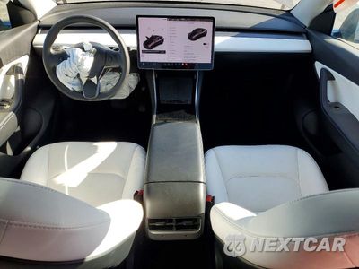 Zdjęcie 8 z 14 samochodu: 2021 TESLA MODEL Y VIN:5YJYGDEE6MF069017 - miniatura