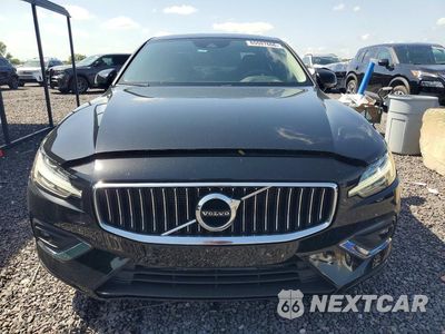 Piąte zdjęcie samochodu w środku: 2019 VOLVO S60 T6 INSCRIPTION VIN:7JRA22TL5KG010468 - miniatura