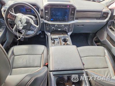 Zdjęcie 8 z 12 samochodu: 2025 FORD F150 LARIAT VIN:1FTFW5L88SFC20378 - miniatura