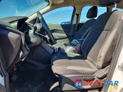 Zdjęcie 7 z 13 samochodu: 2016 FORD ESCAPE S VIN:1FMCU0F75GUC20657 - miniatura