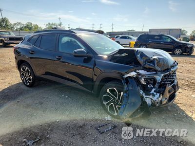 Czwarte zdjęcie samochodu z boku: 2025 CHEVROLET TRAX 2RS VIN:KL77LJEP3SC339268 - miniatura