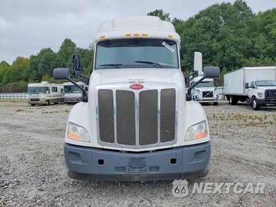 Piąte zdjęcie samochodu w środku: 2019 PETERBILT 579 SEMI TRUCK VIN:1XPBDP9X0KD612988 - miniatura