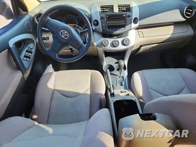 Zdjęcie 8 z 13 samochodu: 2008 TOYOTA RAV4 BASE VIN:JTMZD33V585101179 - miniatura