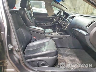 Zdjęcie 7 z 12 samochodu: 2016 NISSAN ALTIMA 3.5 SL VIN:1N4BL3AP0GC154770 - miniatura