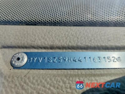 Zdjęcie 12 z 12 samochodu: 2004 VOLVO XC70 VIN:YV1SZ59H441163152 - miniatura