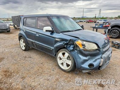 Czwarte zdjęcie samochodu z boku: 2010 KIA SOUL + VIN:KNDJT2A22A7072687 - miniatura