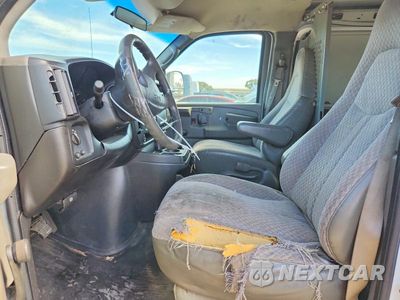 Zdjęcie 7 z 12 samochodu: 2007 GMC SAVANA G1500 VIN:1GTFG15X171165769 - miniatura