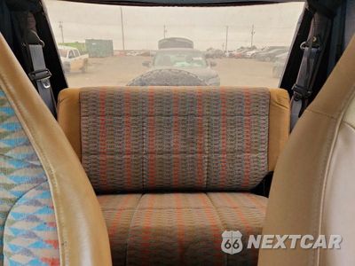 Zdjęcie 10 z 13 samochodu: 1997 JEEP WRANGLER / TJ SPORT VIN:1J4FY19S3VP521851 - miniatura