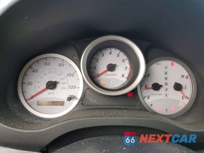Zdjęcie 9 z 13 samochodu: 2005 TOYOTA RAV4 BASE VIN:JTEHD20V050040192 - miniatura