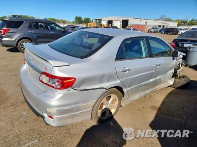 Trzecie zdjęcie samochodu z tyłu: 2013 TOYOTA COROLLA S VIN:2T1BU4EE2DC077988 - miniatura